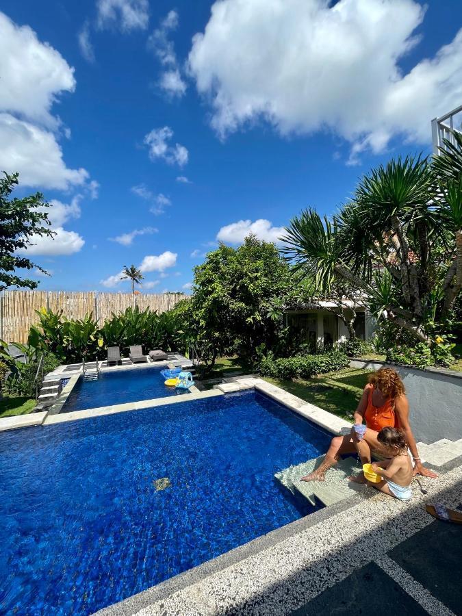 Private Suite In A Kids Friendly Big Shared Villa In Canggu Exterior foto