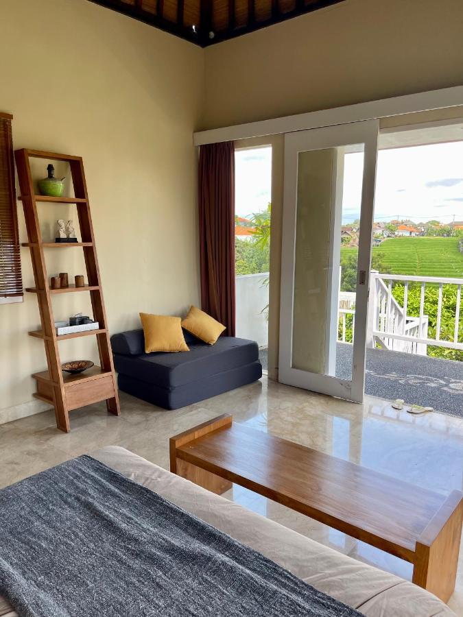 Private Suite In A Kids Friendly Big Shared Villa In Canggu Exterior foto