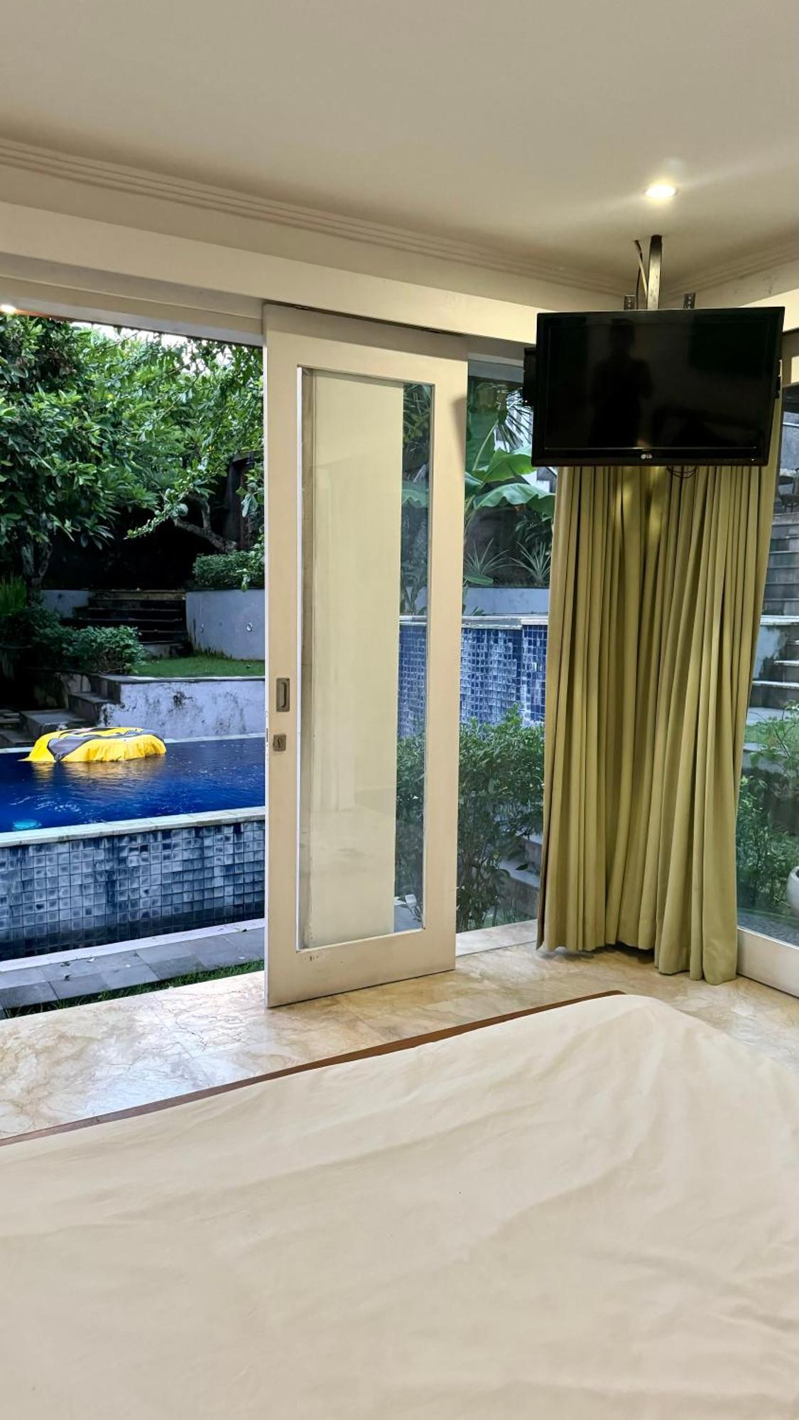 Private Suite In A Kids Friendly Big Shared Villa In Canggu Exterior foto