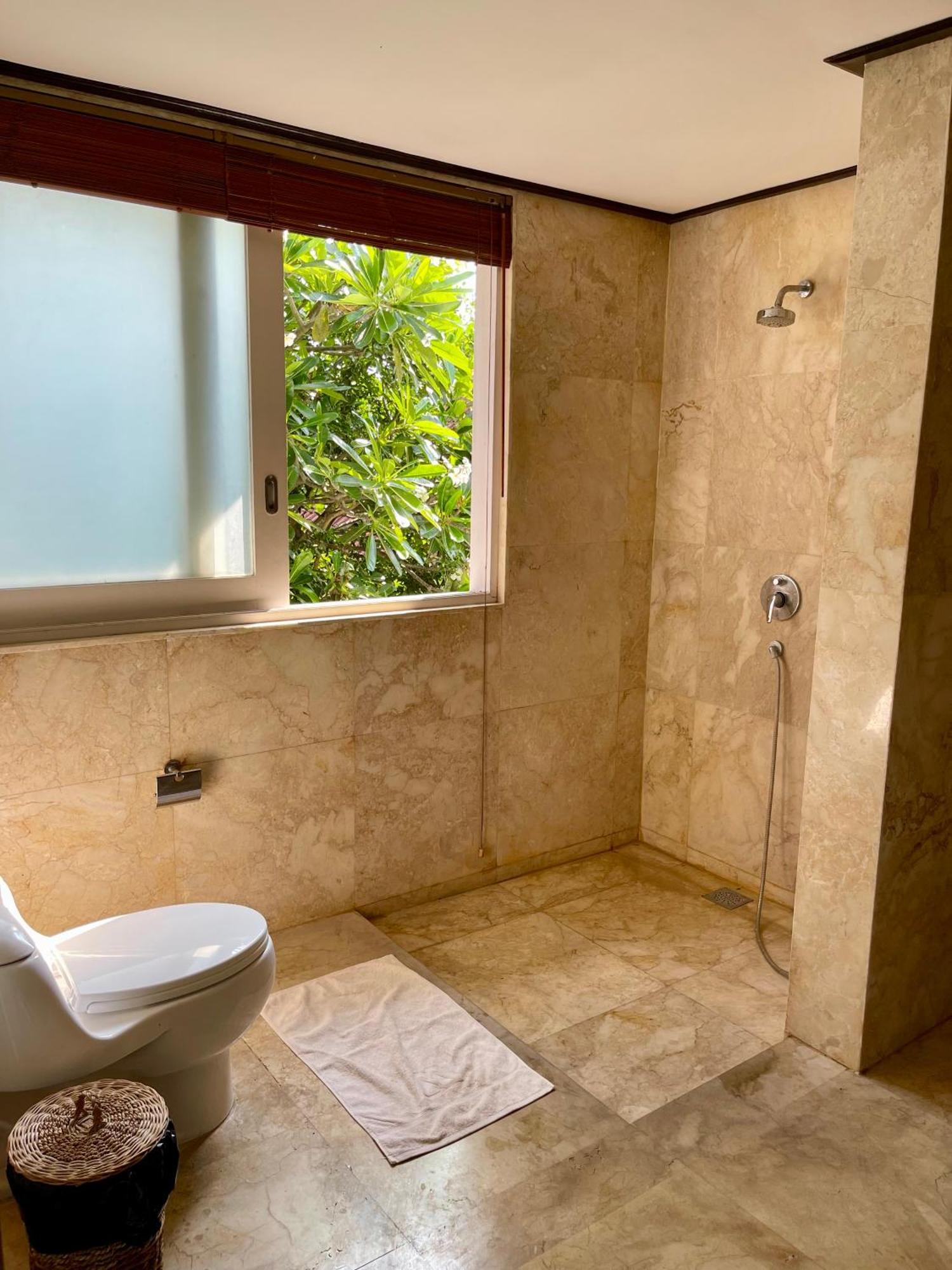 Private Suite In A Kids Friendly Big Shared Villa In Canggu Exterior foto