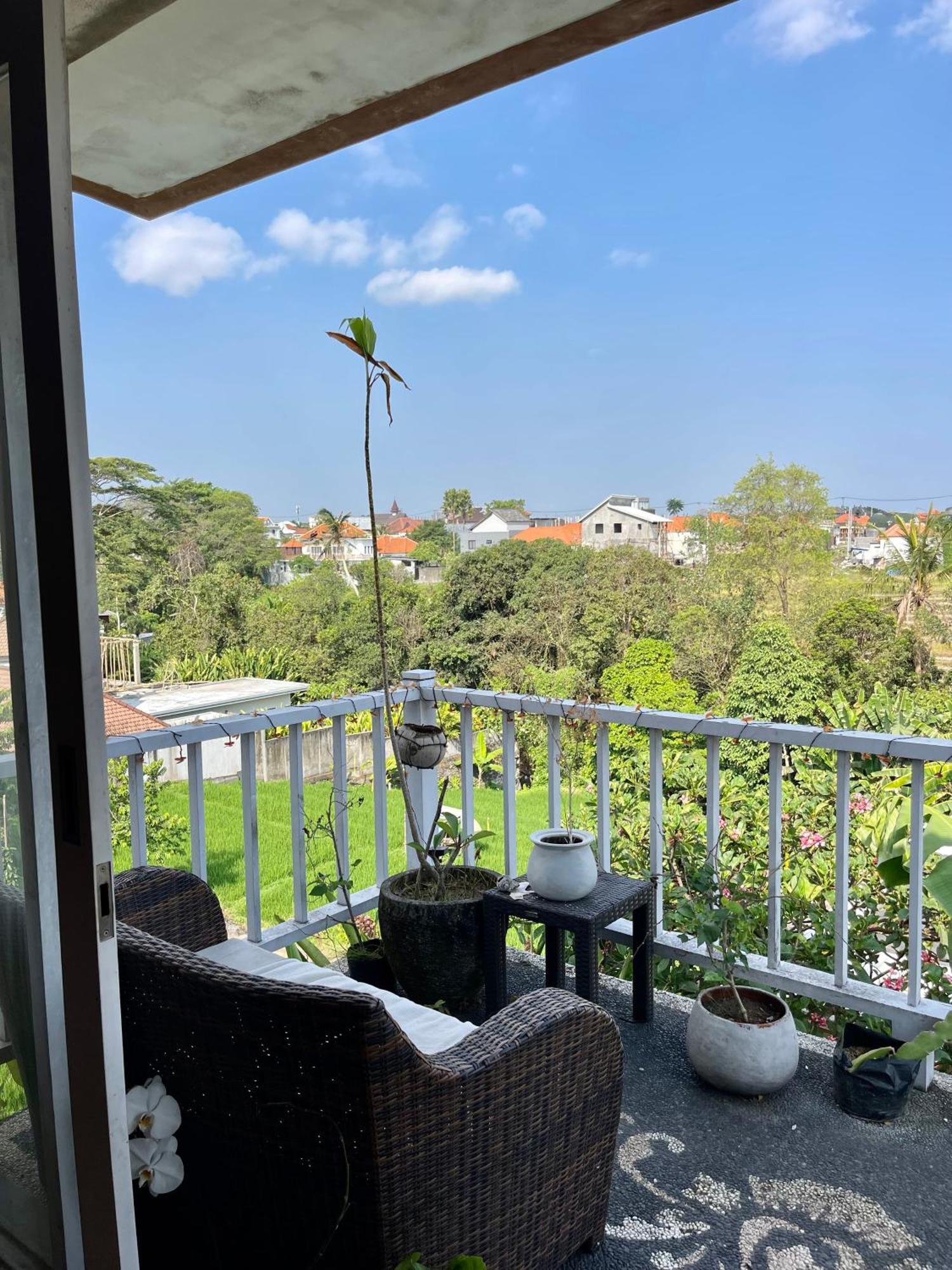 Private Suite In A Kids Friendly Big Shared Villa In Canggu Exterior foto